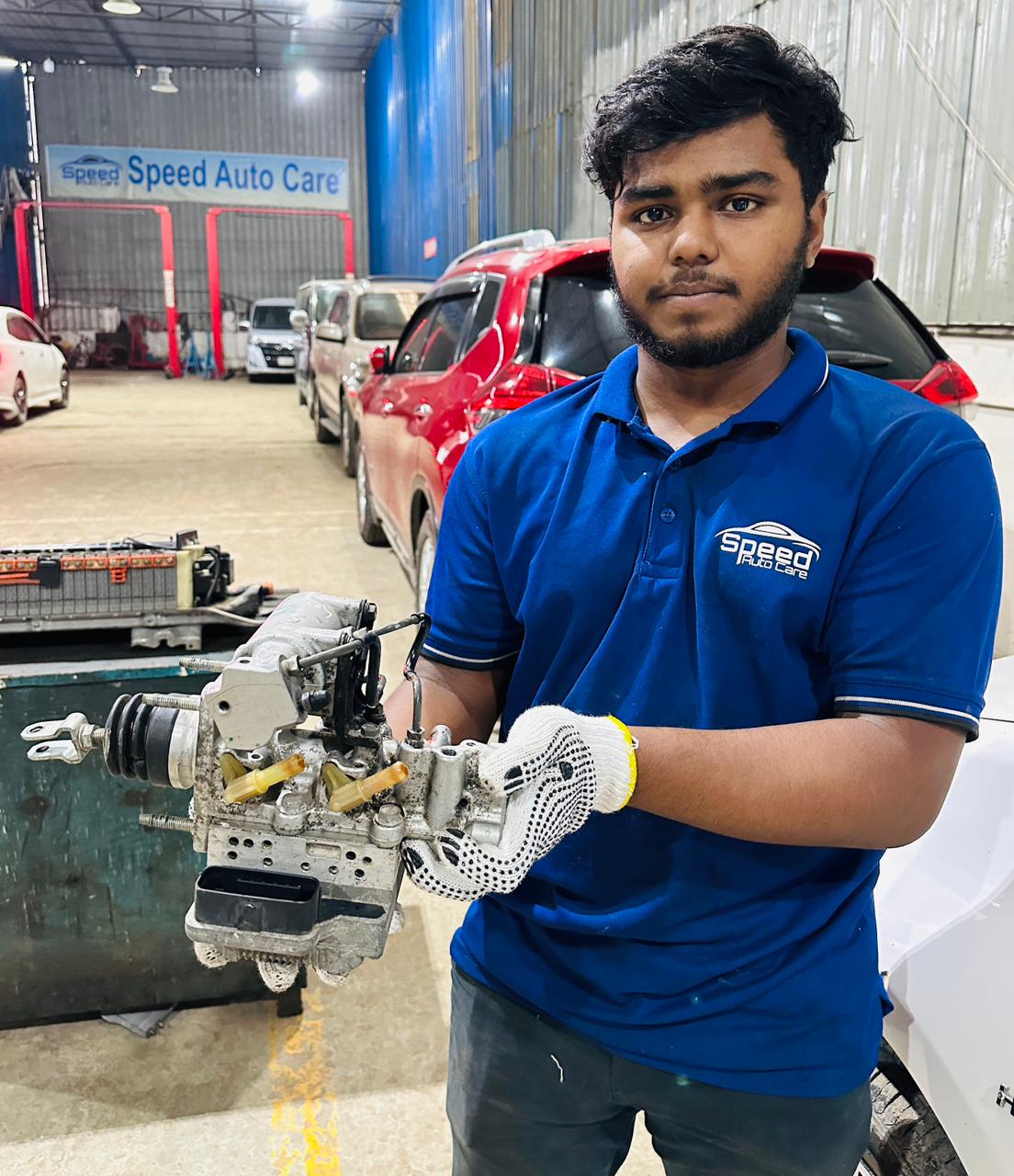 ইলেকট্রনিক ব্রেক অ্যাকচুয়েটর অ্যাসেম্বলি — স্পিড অটো কেয়ার