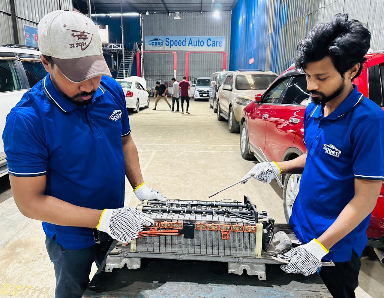Hybrid inverter being tested by Speed Auto Care technicians